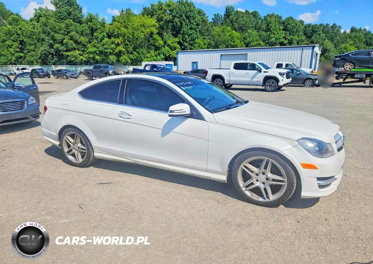 2013 Mercedes-Benz C 250 VIN:WDDGJ4HB7DG052513 - 4