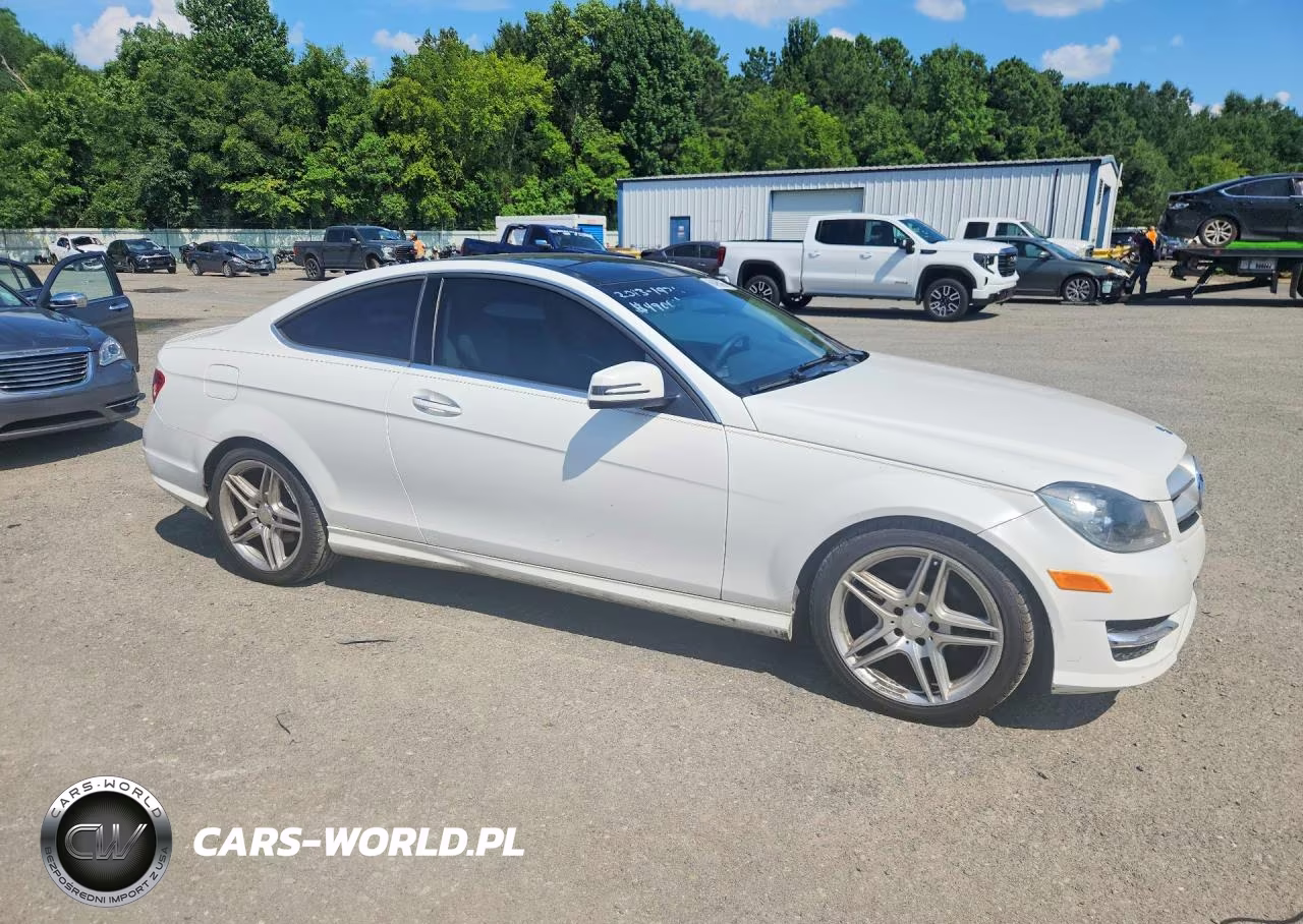 2013 Mercedes-Benz C 250 VIN:WDDGJ4HB7DG052513 - 5