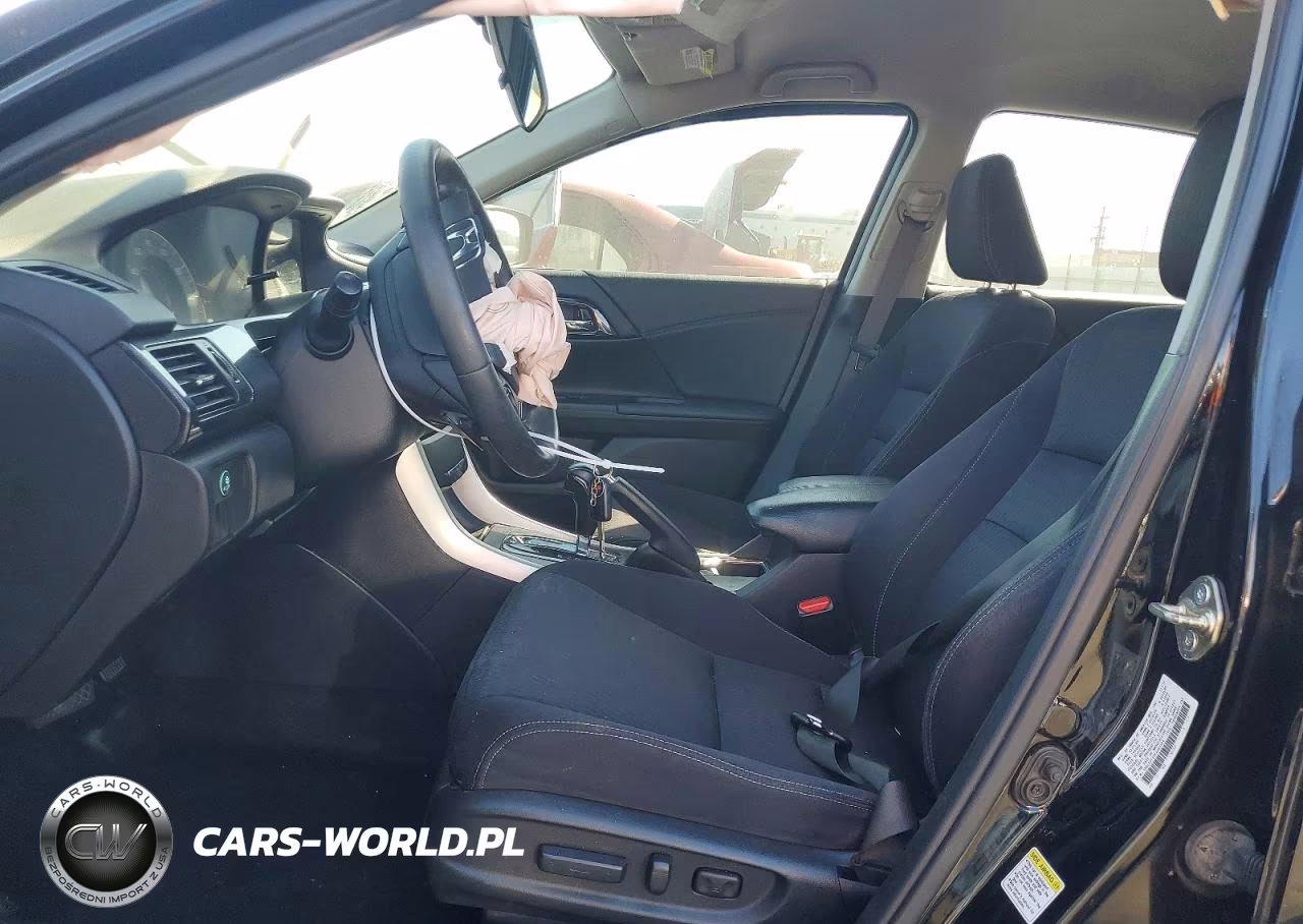 2015 Honda Accord Sport VIN:1HGCR2F56FA064596 - 7