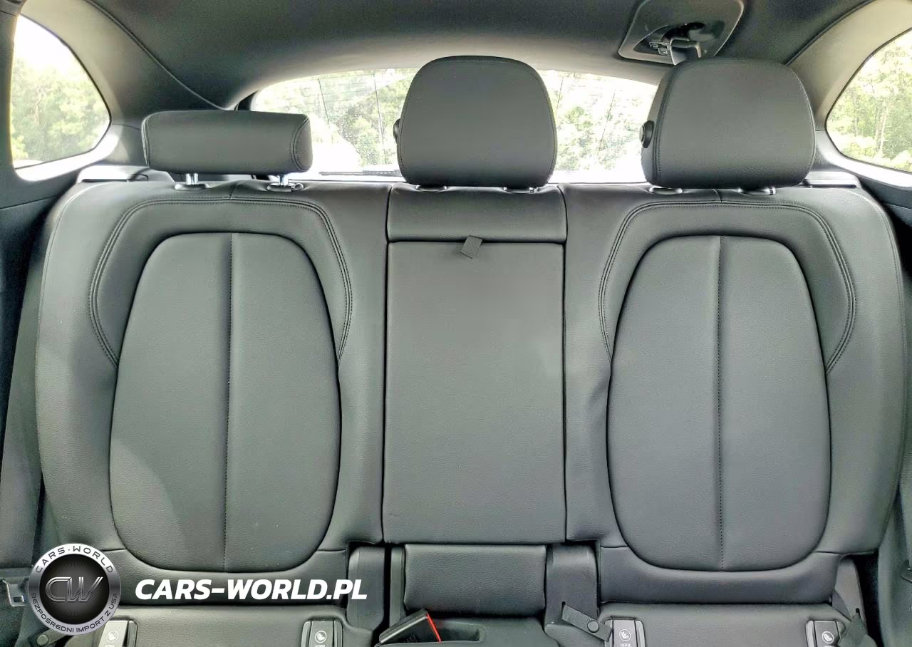 2018 BMW X1 Sdrive28I VIN:WBXHU7C30J5L05298 - 10