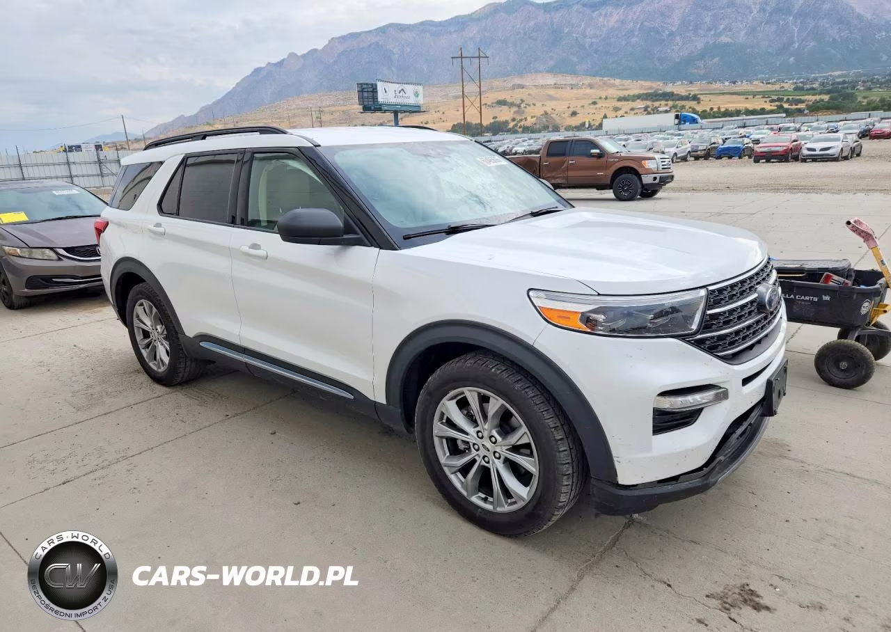 2020 Ford Explorer Xlt VIN:1FMSK8DH7LGD16813 - 4