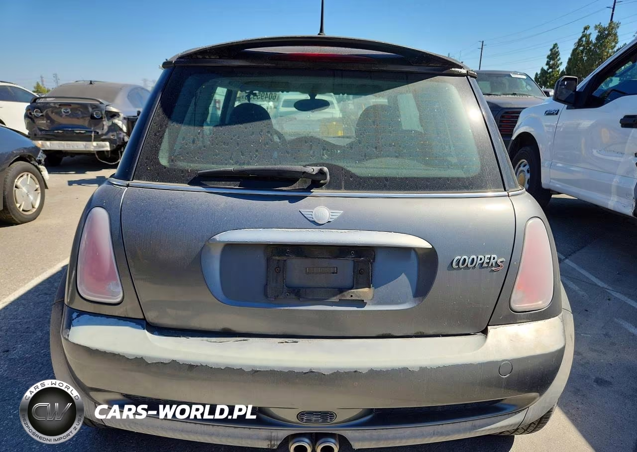 2005 Mini Cooper S VIN:WMWRE33425TD90680 - 6