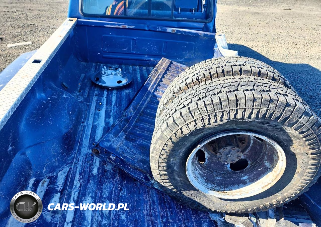 1994 Ford F350 VIN:1FTJW35K9REA36087 - 10