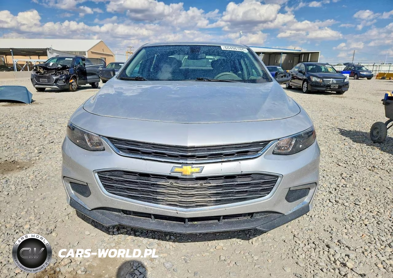 2018 Chevrolet Malibu Ls VIN:1G1ZB5ST1JF230272 - 5