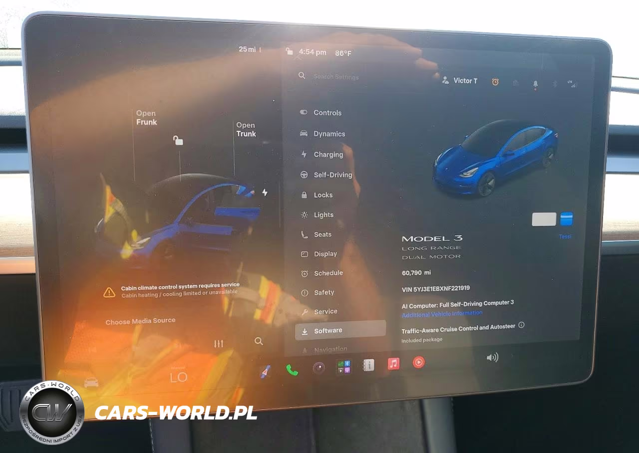 2022 Tesla Model 3 VIN:5YJ3E1EBXNF221919 - 9