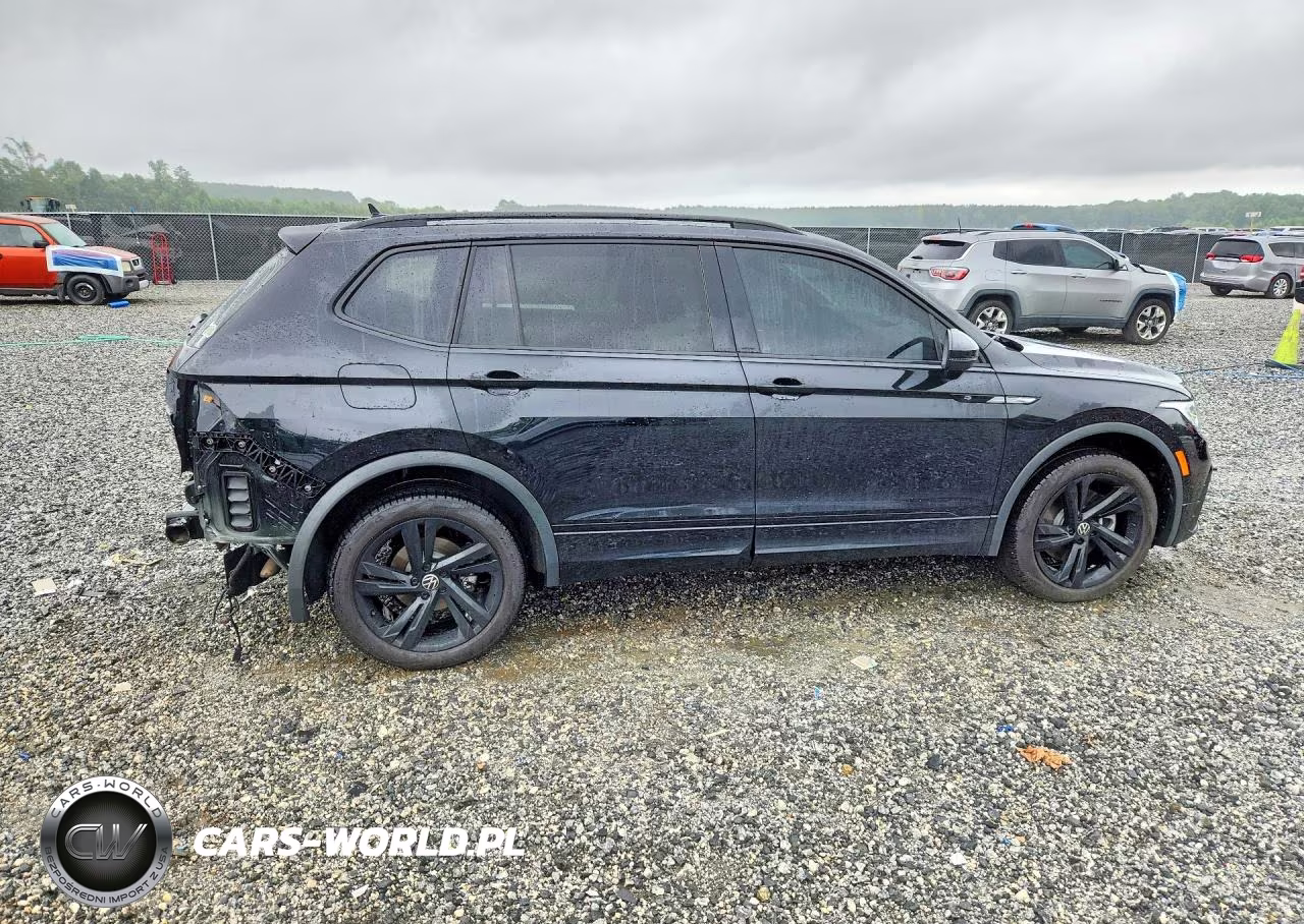 2024 Volkswagen Tiguan Se R-Line Black VIN:3VVCB7AX4RM194765 - 3