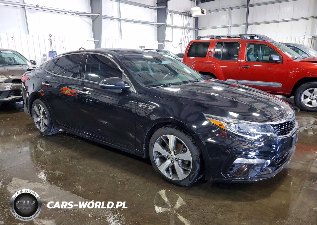 2019 Kia Optima S VIN:5XXGT4L37KG361181 - 4