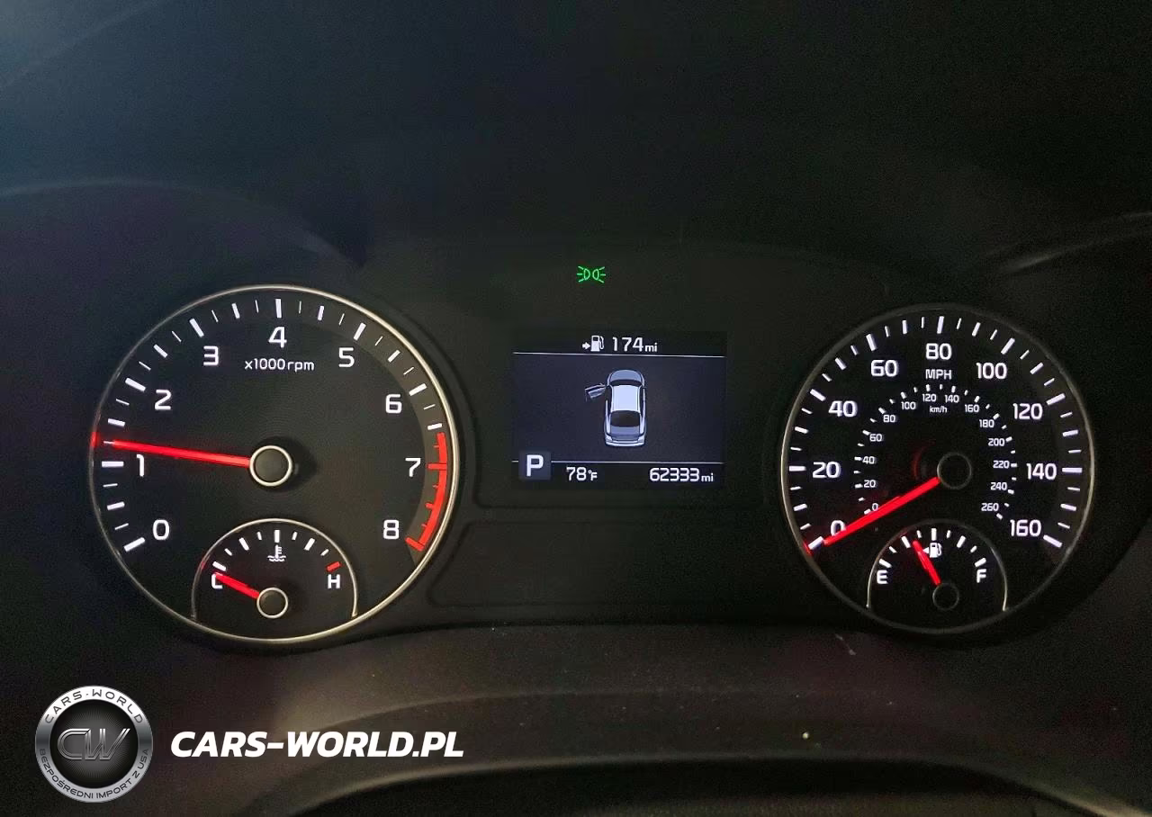 2019 Kia Optima S VIN:5XXGT4L37KG361181 - 9