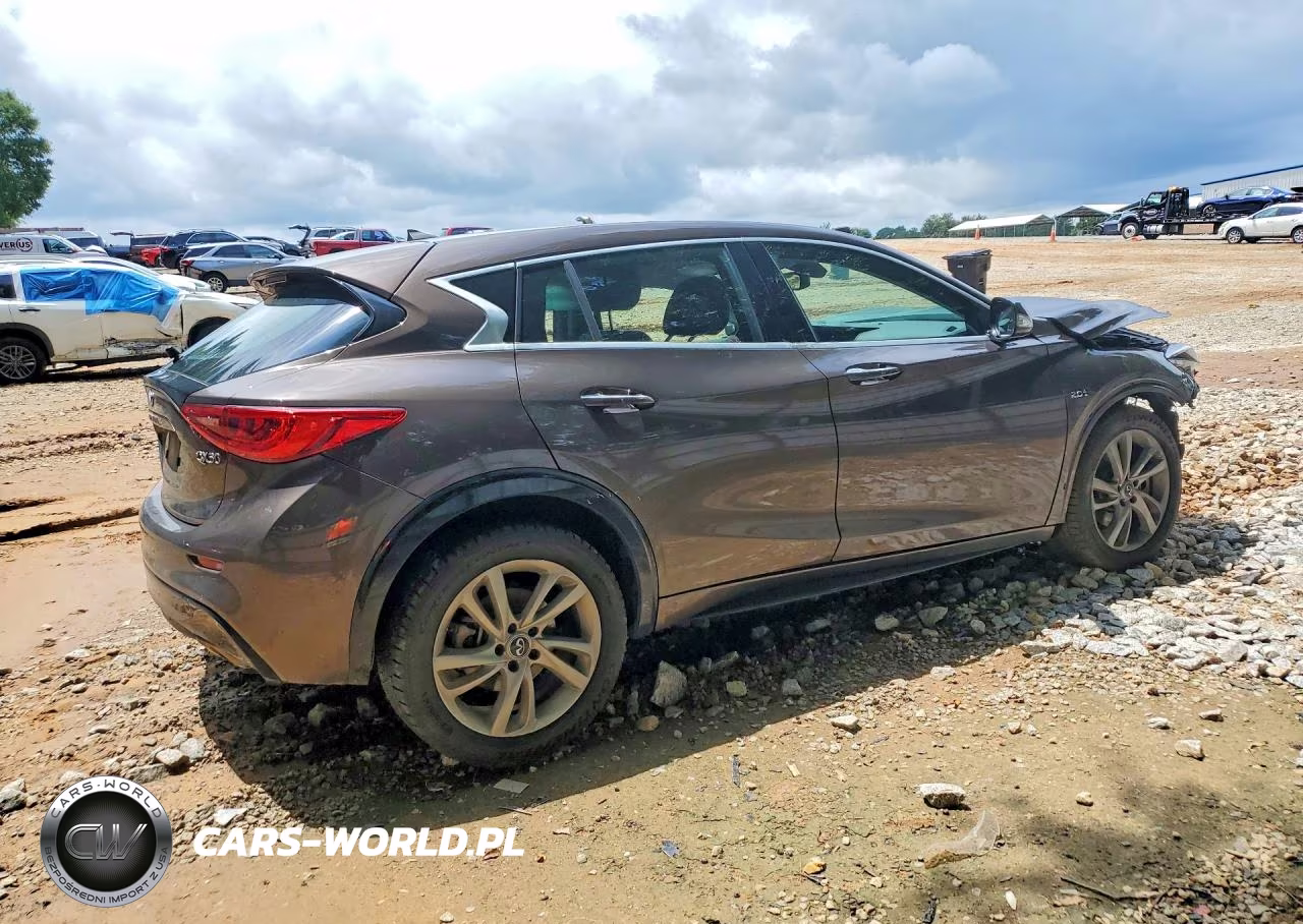 2018 Infiniti Qx30 Luxury VIN:SJKCH5CP9JA047807 - 3