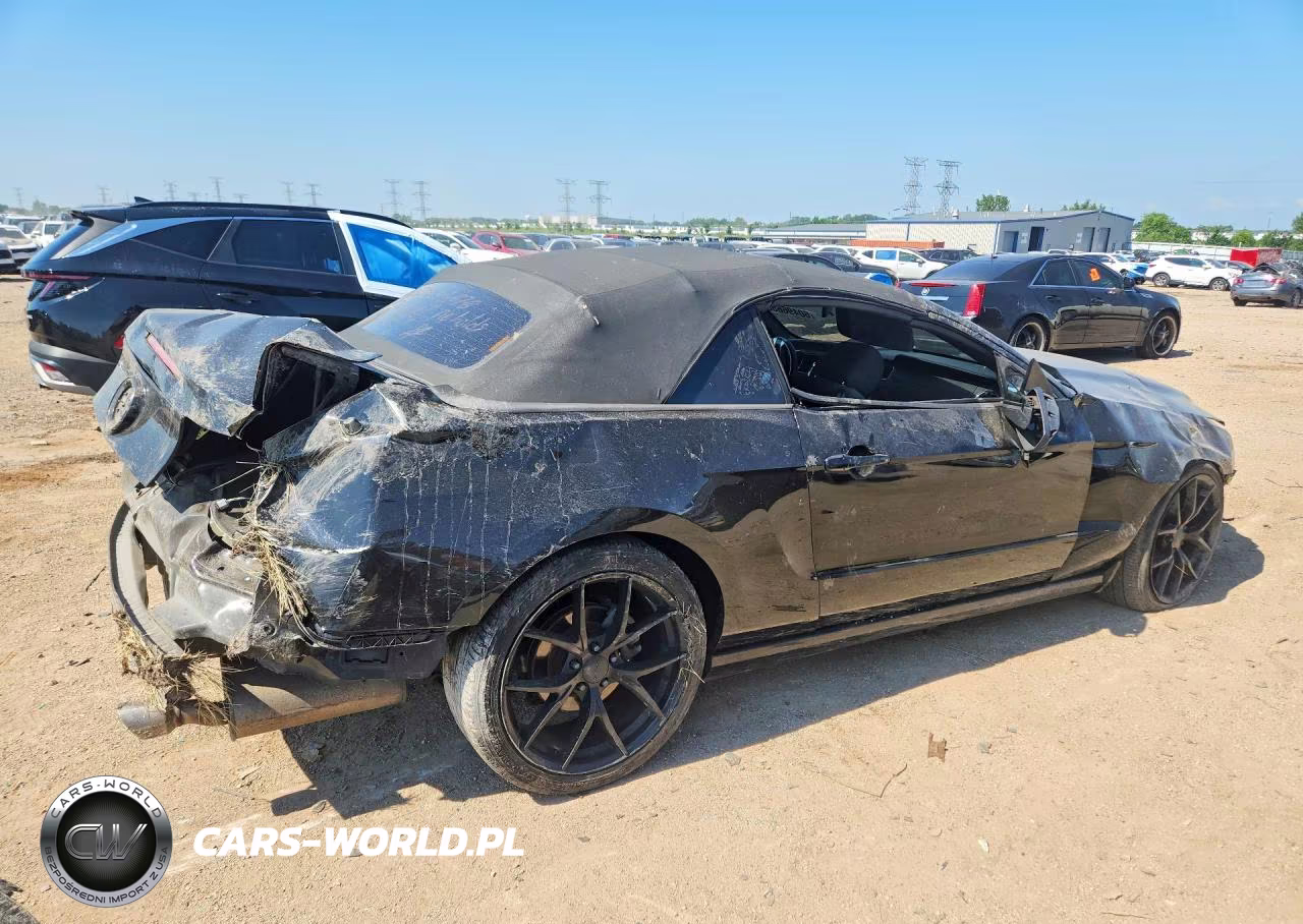 2014 Ford Mustang VIN:1ZVBP8EM0E5306878 - 3