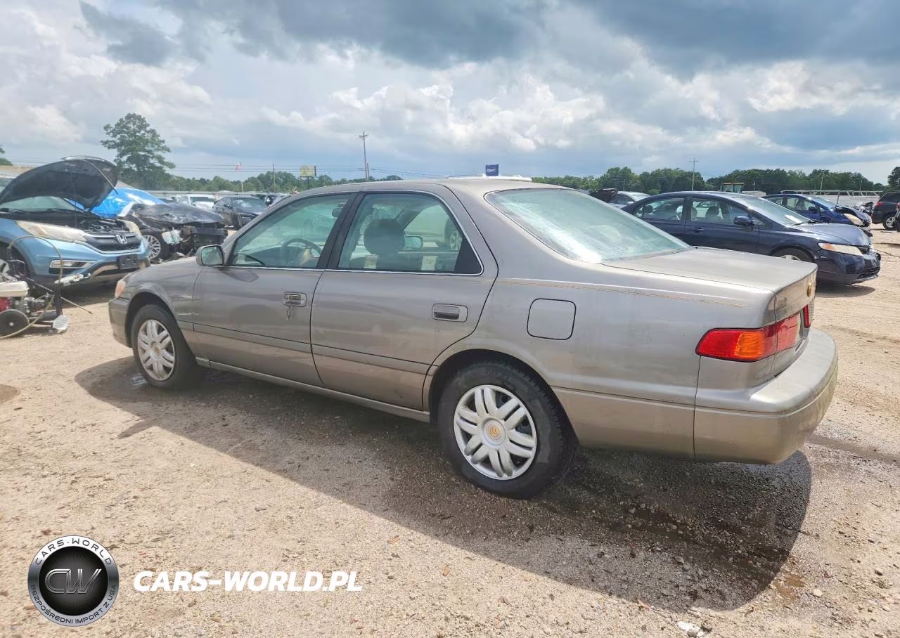 2001 Toyota Camry Le VIN:4T1BG22K81U073797 - 2