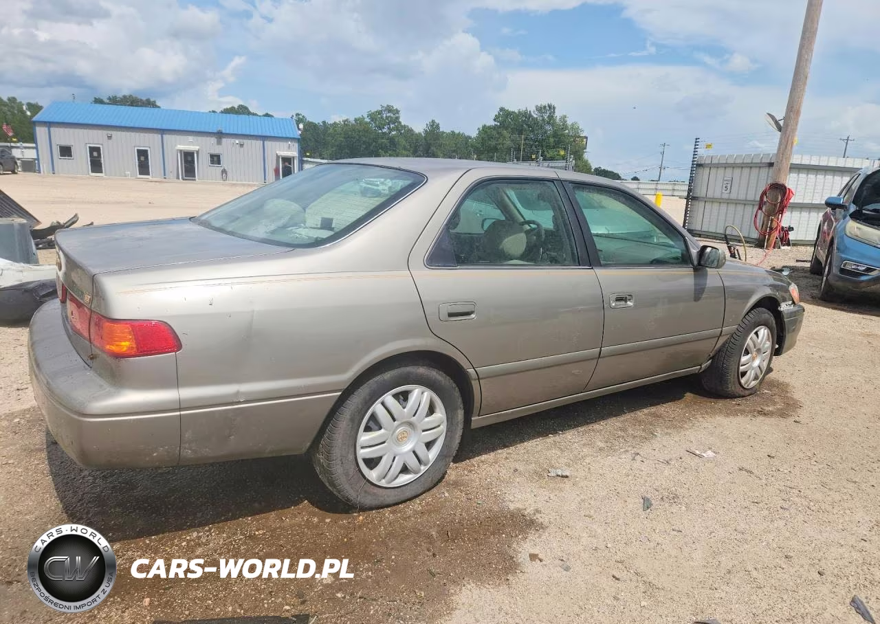 2001 Toyota Camry Le VIN:4T1BG22K81U073797 - 3