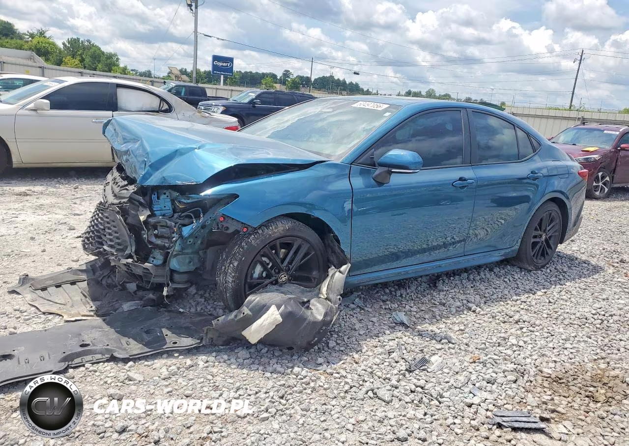 2025 Toyota Camry Se – zdjęcie 1 z 12