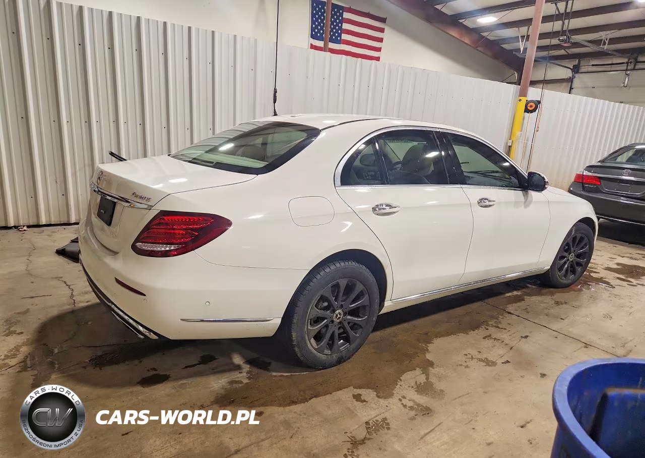 2018 Mercedes-Benz E 300 4Matic VIN:WDDZF4KB6JA392396 - 3