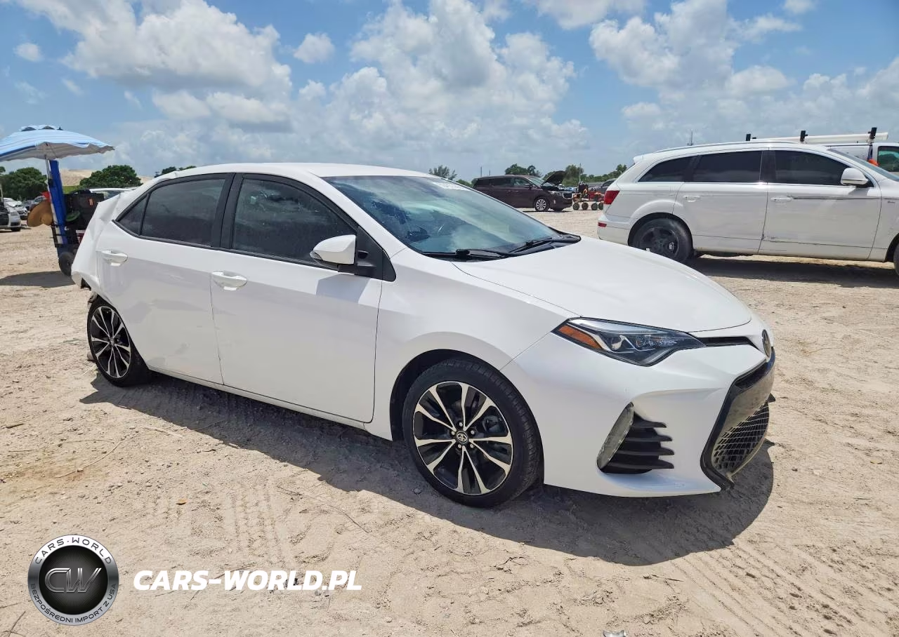 2019 Toyota Corolla Se VIN:2T1BURHE5KC206540 - 4