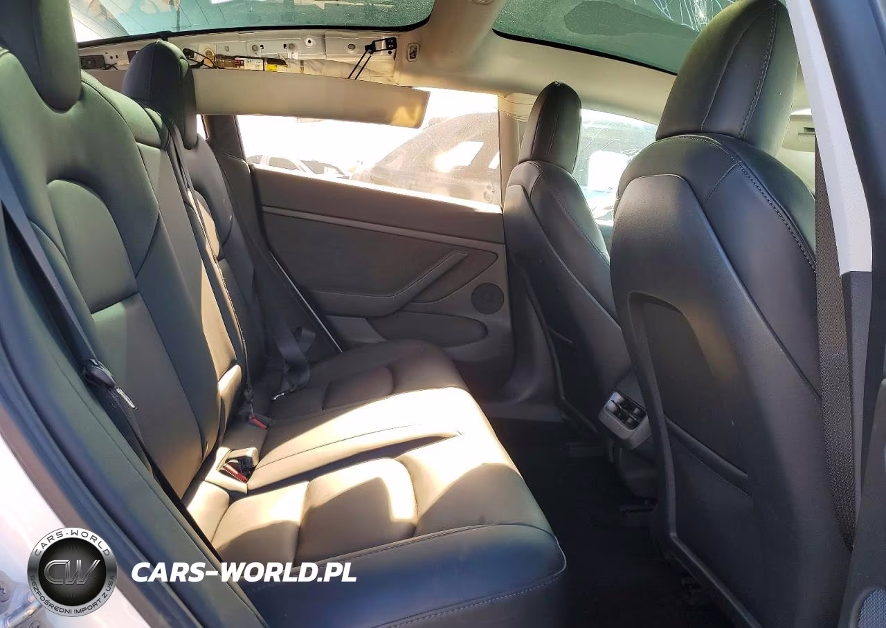 2021 Tesla Model 3 VIN:5YJ3E1EA5MF985585 - 10