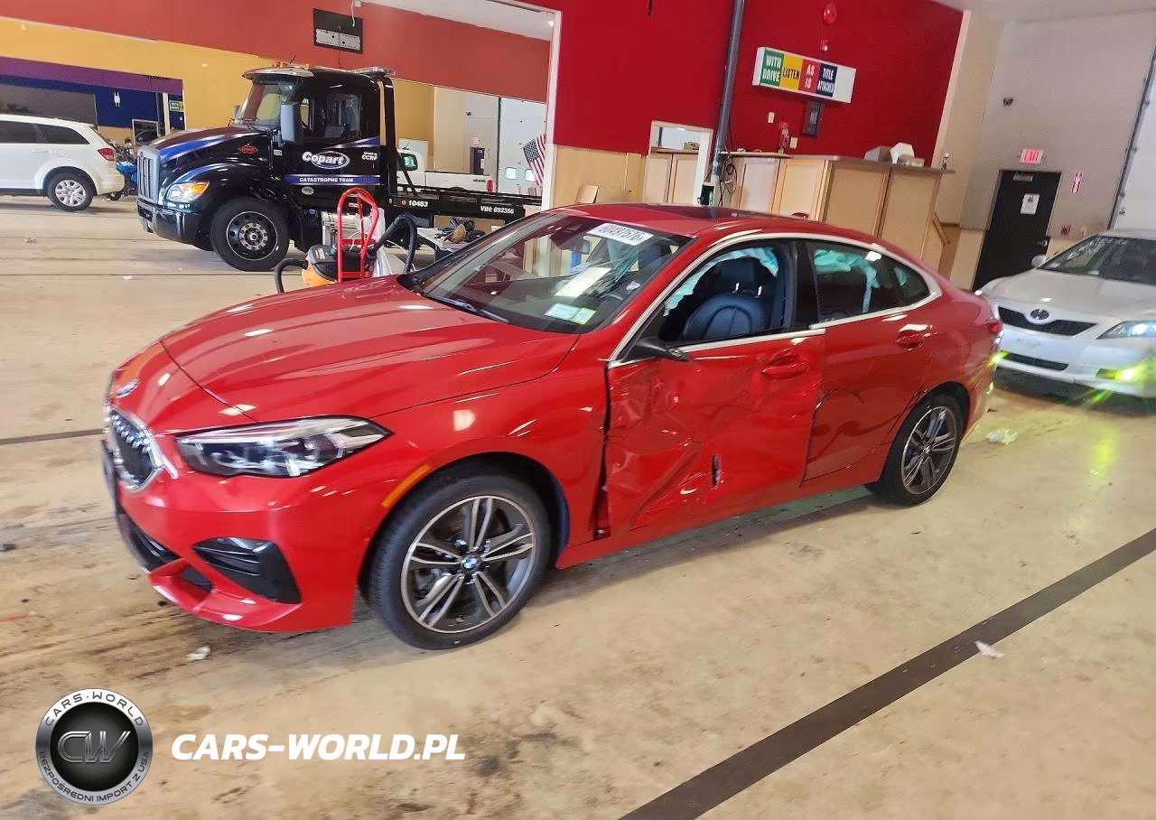 2022 BMW 228Xi – zdjęcie 1 z 12