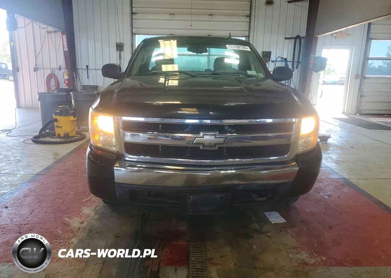 2008 Chevrolet Silverado C1500 VIN:1GCEC14X38Z313254 - 5