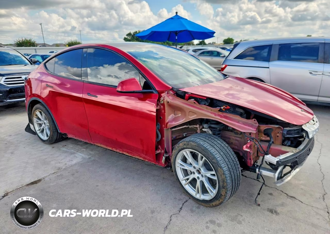 2021 Tesla Model Y VIN:5YJYGDEE8MF241628 - 4