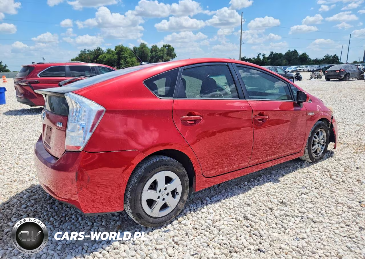 2011 Toyota Prius Two VIN:JTDKN3DU2B5328017 - 3
