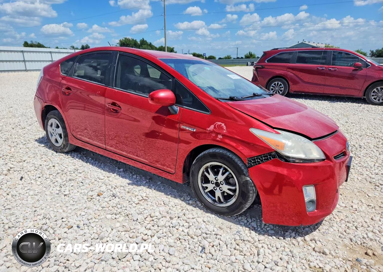 2011 Toyota Prius Two VIN:JTDKN3DU2B5328017 - 4