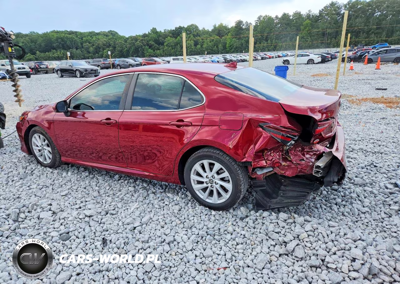 2022 Toyota Camry Le VIN:4T1C11AKXNU667377 - 2