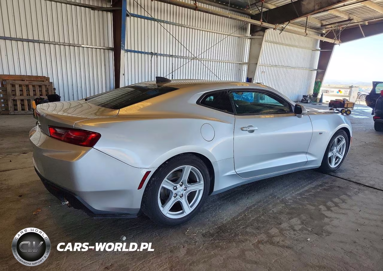 2018 Chevrolet Camaro Lt VIN:1G1FB1RX1J0156133 - 3