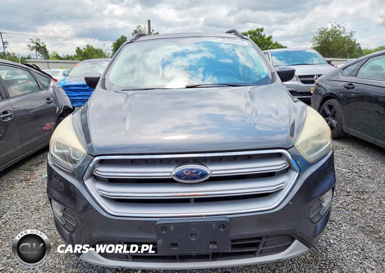 2017 Ford Escape Se VIN:1FMCU9GD9HUE67433 - 5
