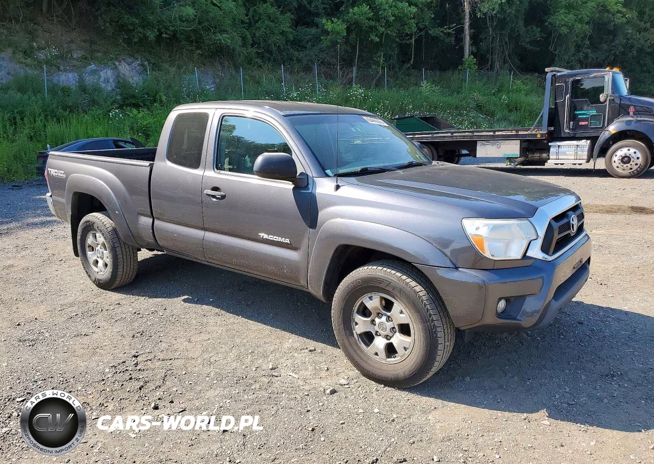 2013 Toyota Tacoma V6 VIN:5TFUU4EN3DX052415 - 4