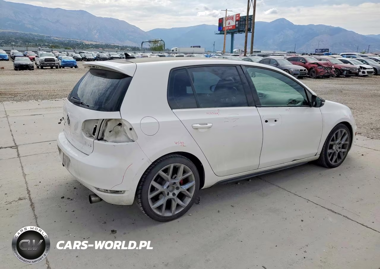 2013 Volkswagen Gti VIN:WVWHV7AJ3DW129633 - 3
