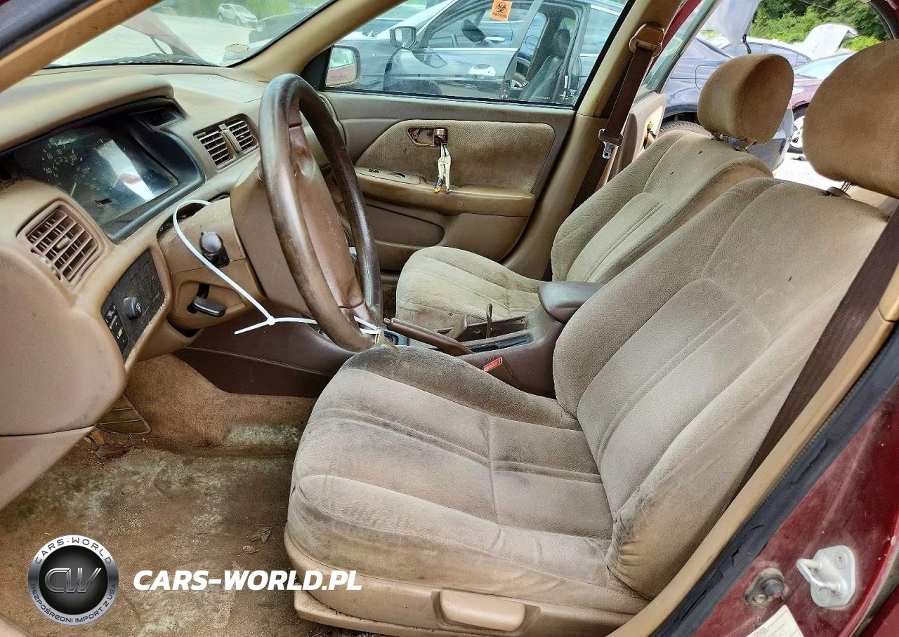1999 Toyota Camry Ce VIN:4T1BG22KXXU604166 - 7