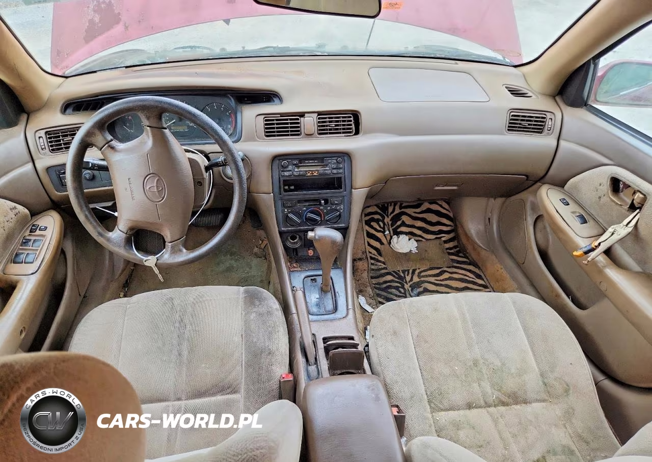 1999 Toyota Camry Ce VIN:4T1BG22KXXU604166 - 8