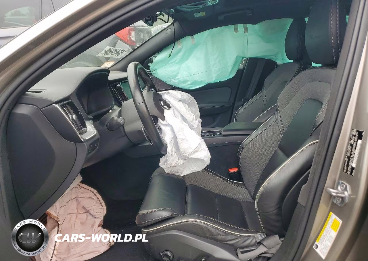 2019 Volvo S60 T6 R-Design VIN:7JRA22TM9KG012300 - 7