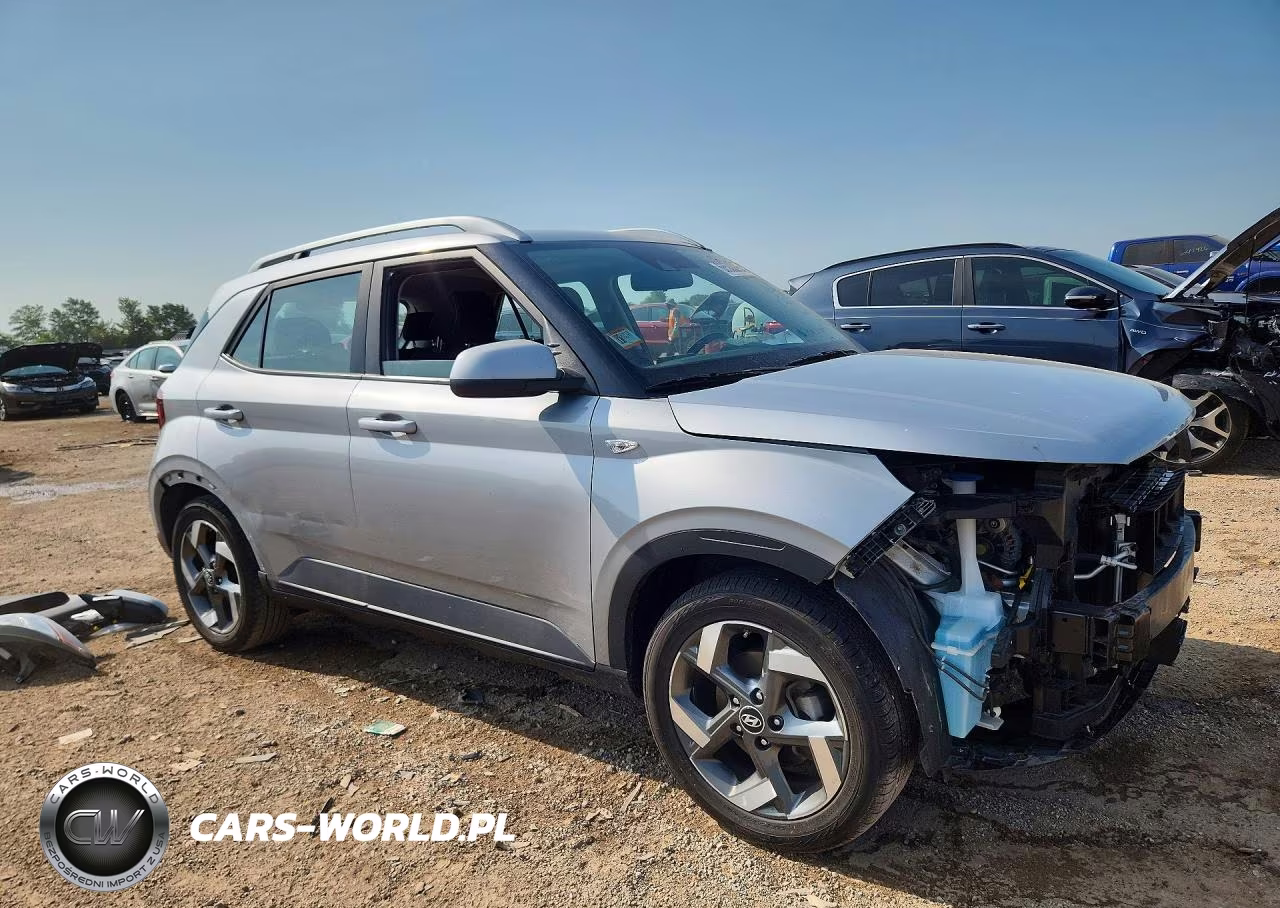 2022 Hyundai Venue Sel VIN:KMHRC8A3XNU194098 - 4