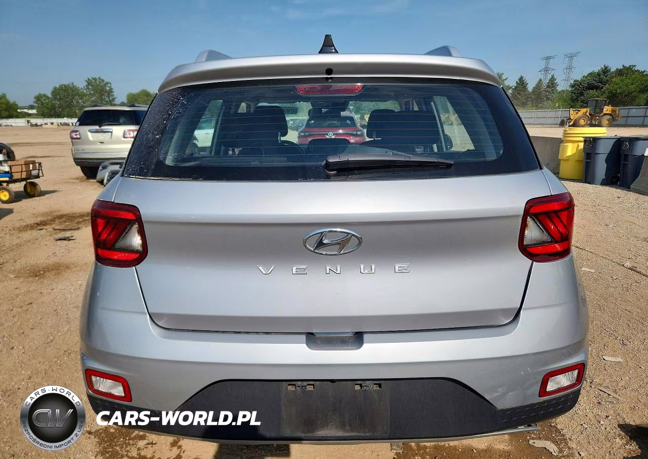 2022 Hyundai Venue Sel VIN:KMHRC8A3XNU194098 - 6