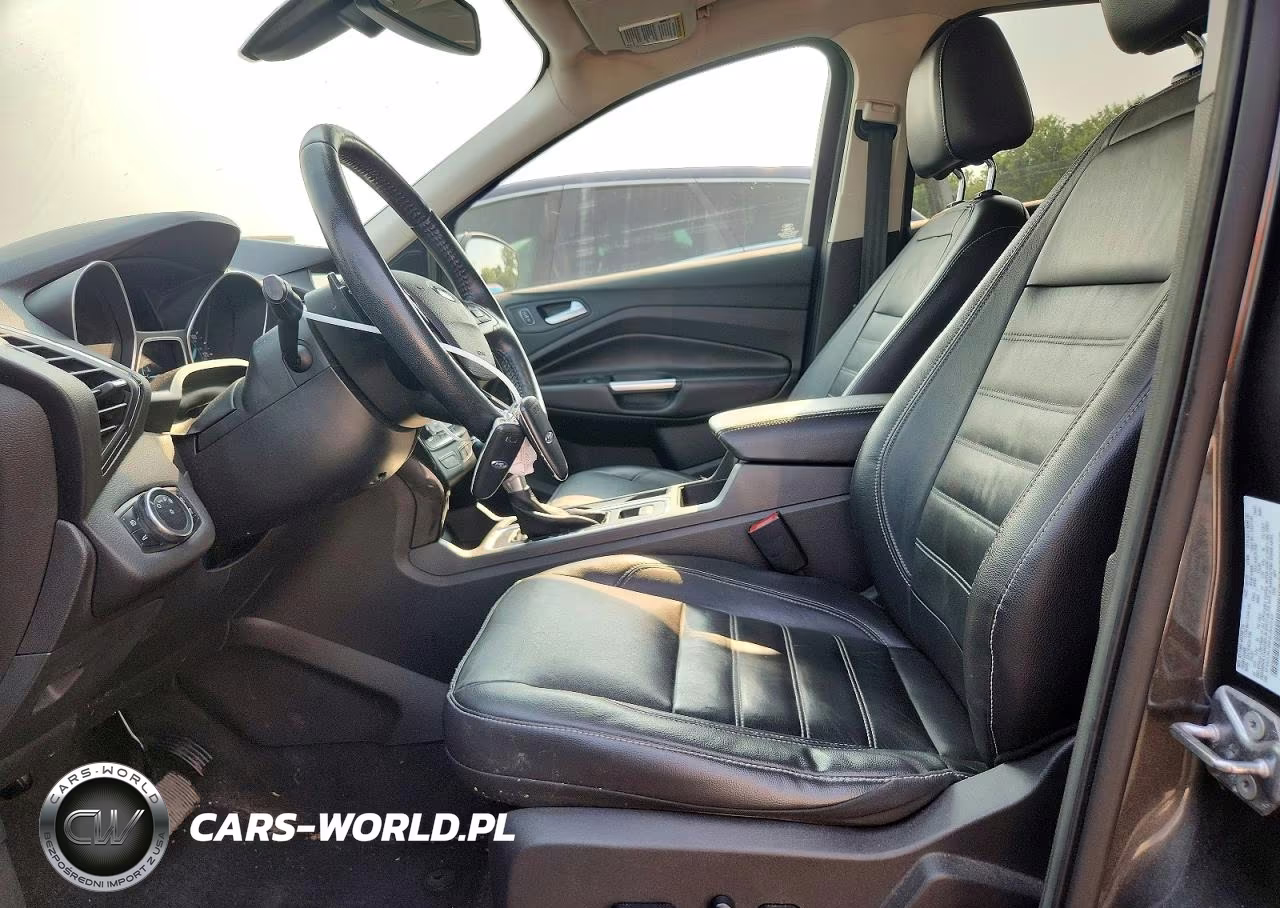 2017 Ford Escape Titanium VIN:1FMCU9J99HUA02123 - 7