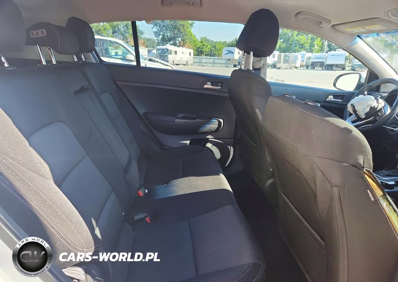 2020 Kia Sportage Lx VIN:KNDPM3AC8L7641552 - 11