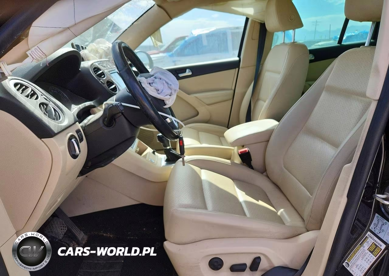 2017 Volkswagen Tiguan Wolfsburg VIN:WVGRV7AX1HW507099 - 7