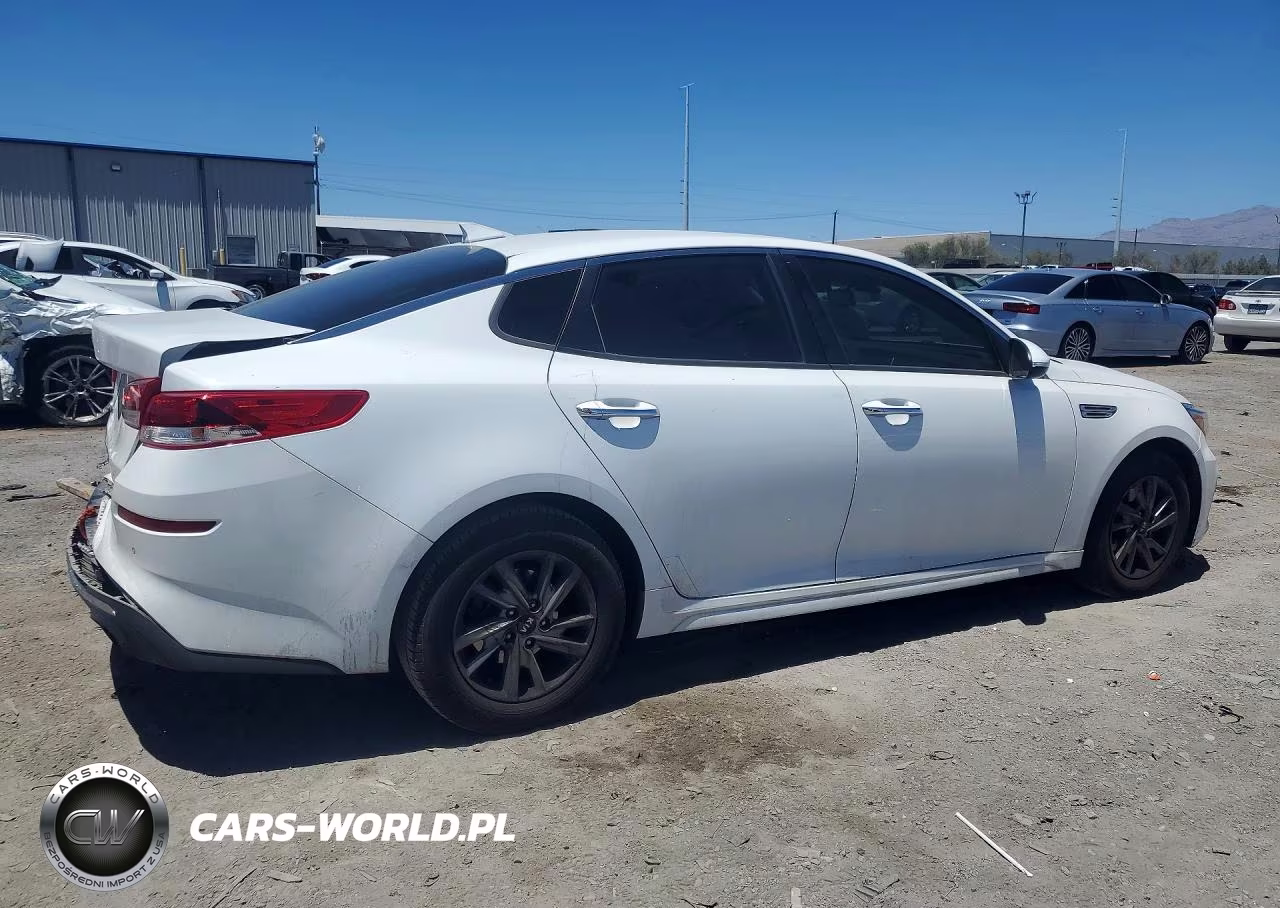 2019 Kia Optima Lx VIN:5XXGT4L36KG359518 - 3