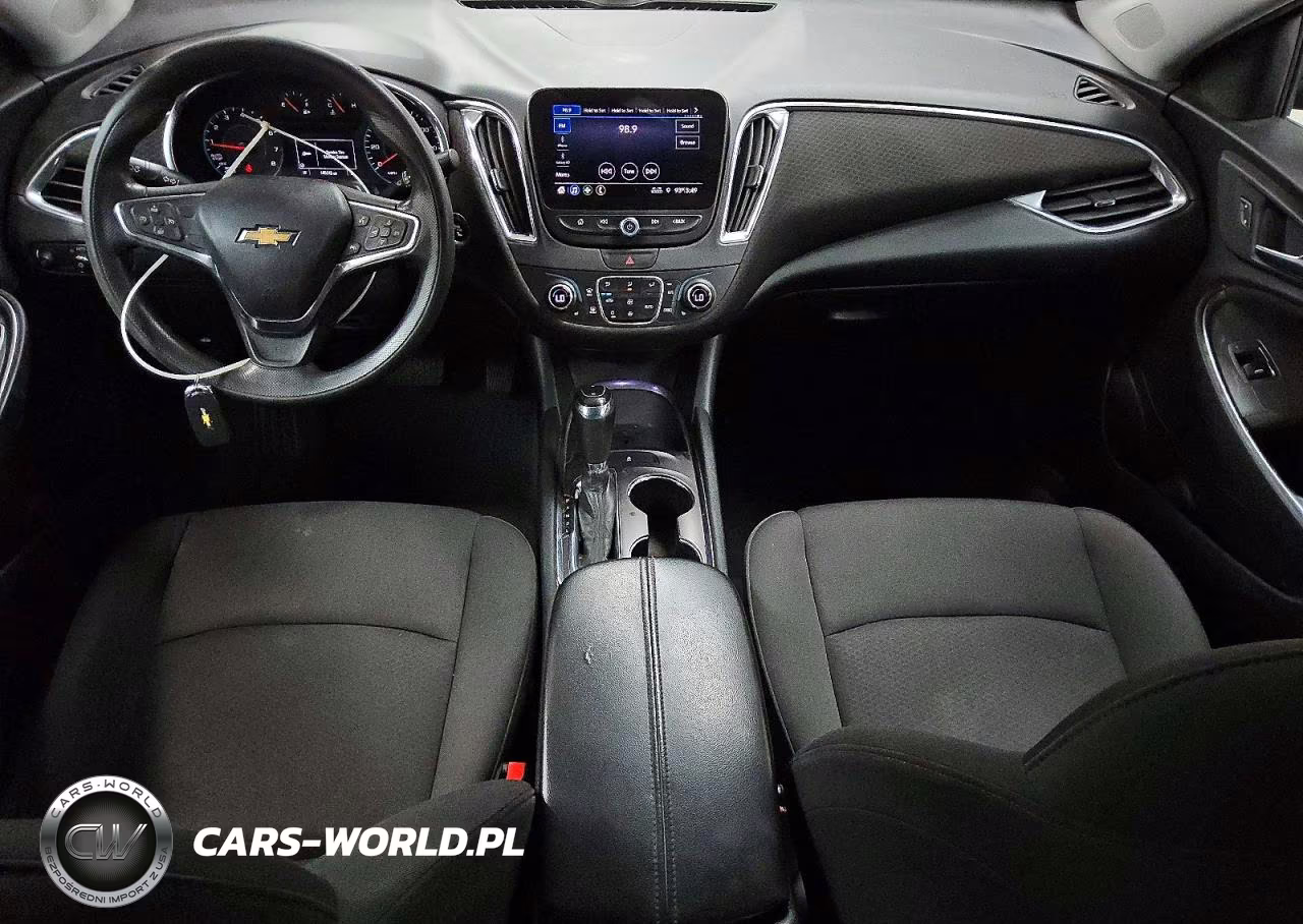 2019 Chevrolet Malibu Lt VIN:1G1ZD5ST6KF155189 - 8
