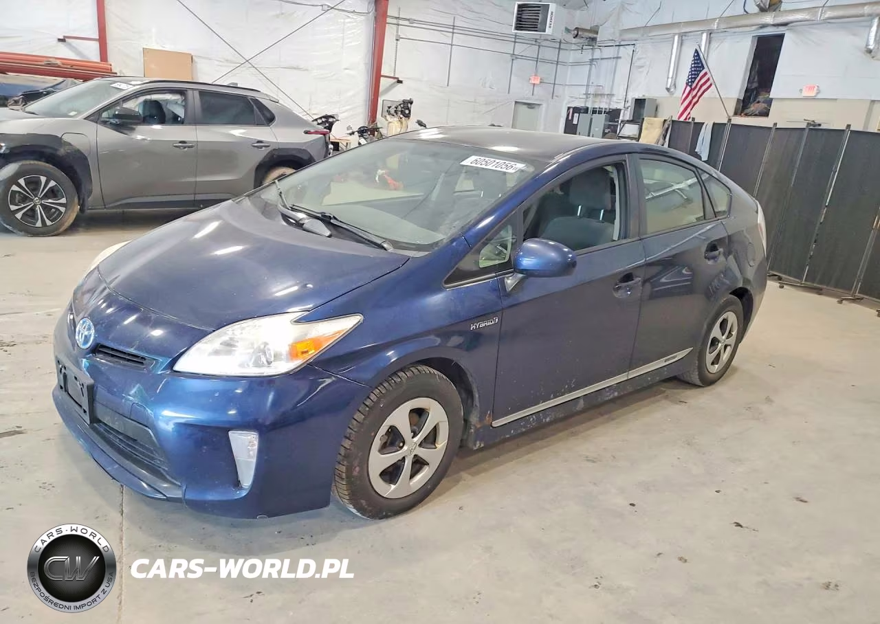 2014 Toyota Prius Two – zdjęcie 1 z 12