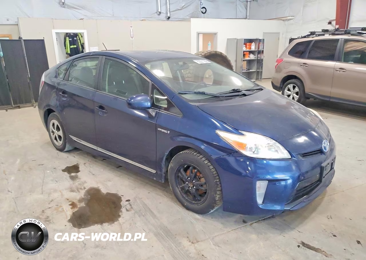2014 Toyota Prius Two VIN:JTDKN3DU7E1803219 - 4