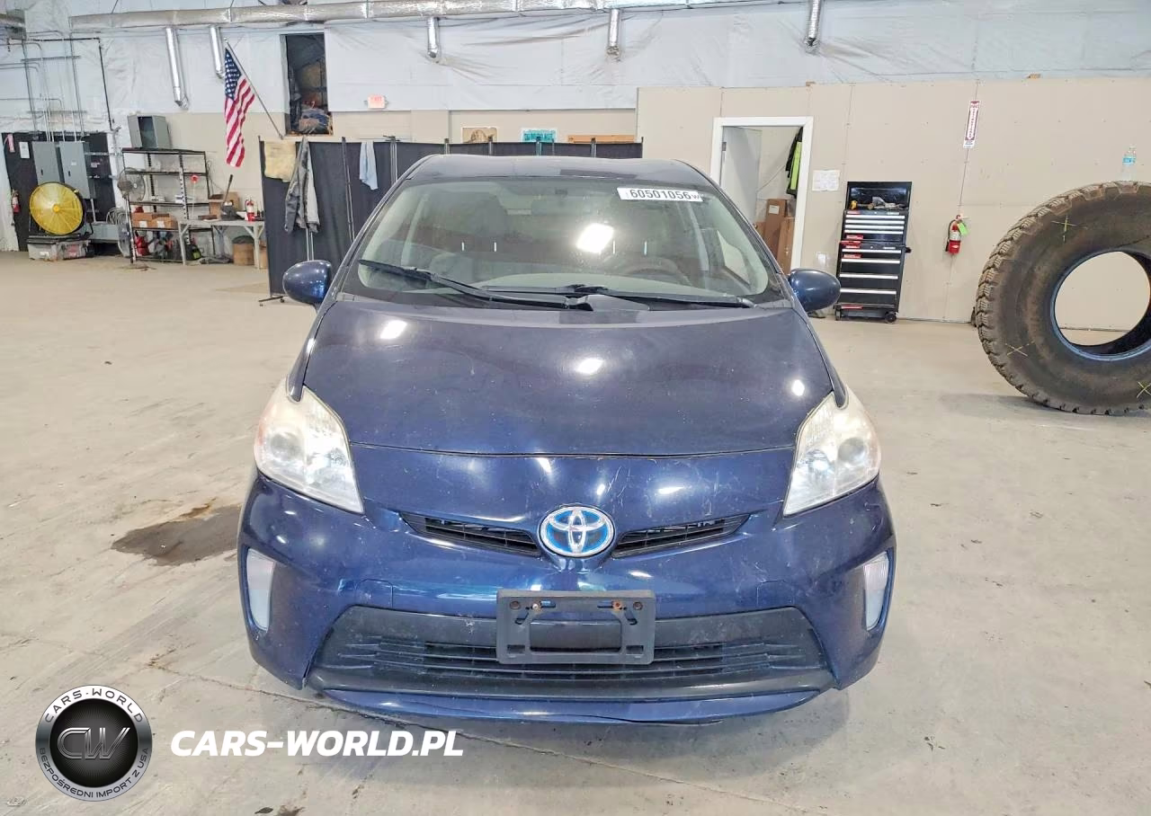 2014 Toyota Prius Two VIN:JTDKN3DU7E1803219 - 5