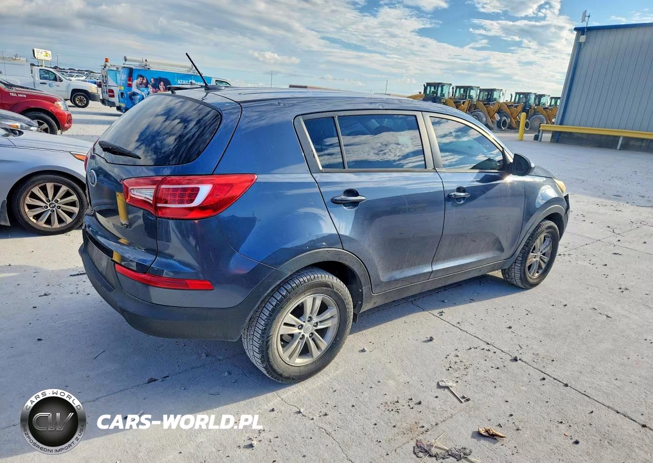2011 Kia Sportage Lx VIN:KNDPB3A29B7018663 - 3