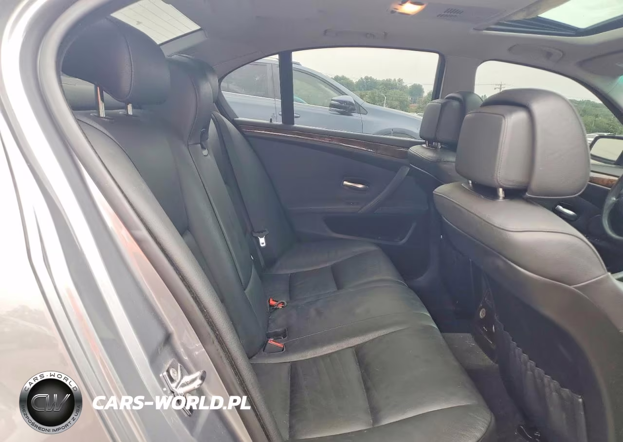 2008 BMW 528 Xi VIN:WBANV13518C150128 - 10