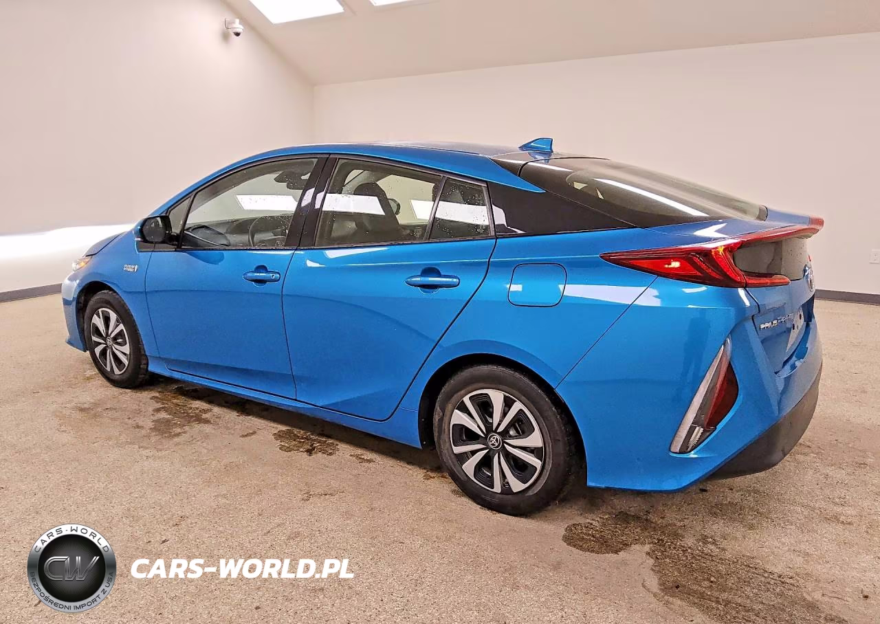 2018 Toyota Prius Prime Premium VIN:JTDKARFP4J3070714 - 2