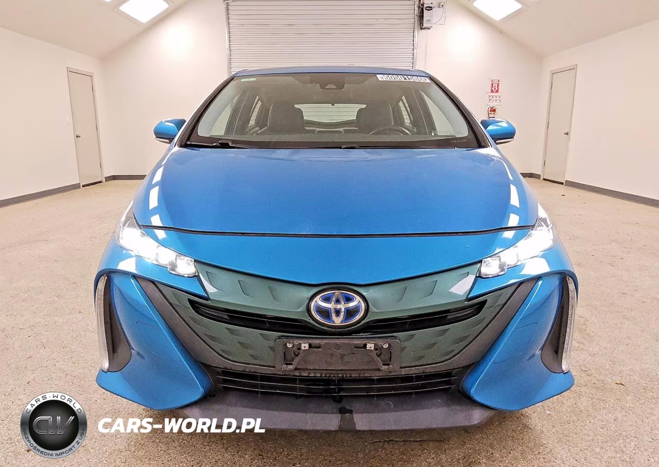 2018 Toyota Prius Prime Premium VIN:JTDKARFP4J3070714 - 5