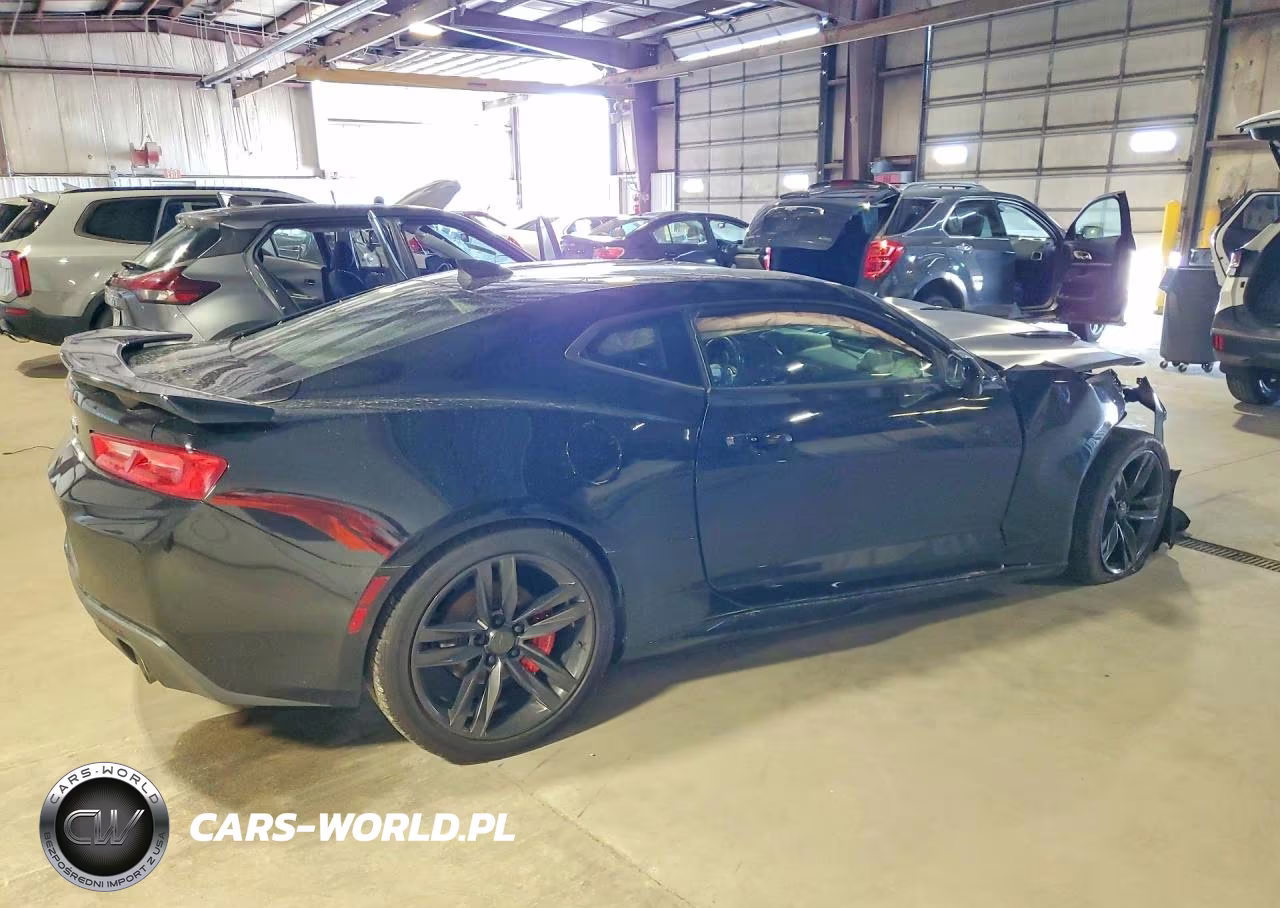 2017 Chevrolet Camaro Lt VIN:1G1FB1RX5H0111528 - 3