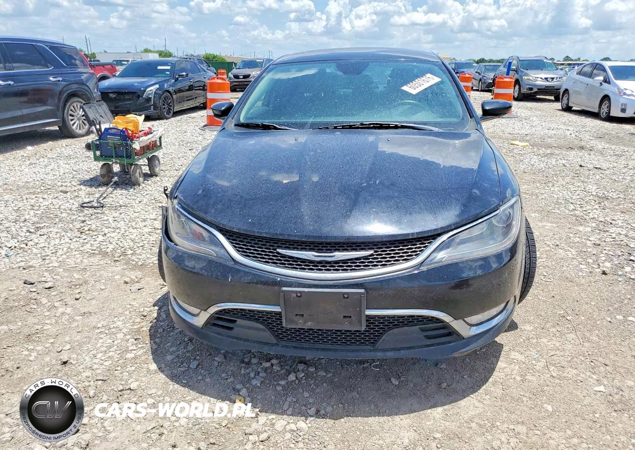2015 Chrysler 200 C VIN:1C3CCCCG7FN519772 - 5