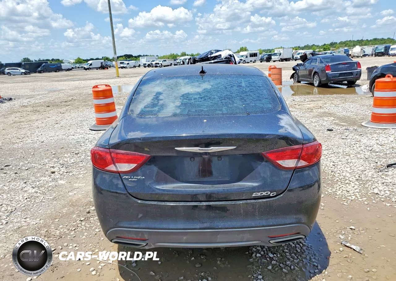 2015 Chrysler 200 C VIN:1C3CCCCG7FN519772 - 6